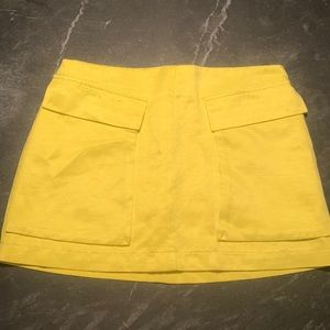 Yellow mini skirt